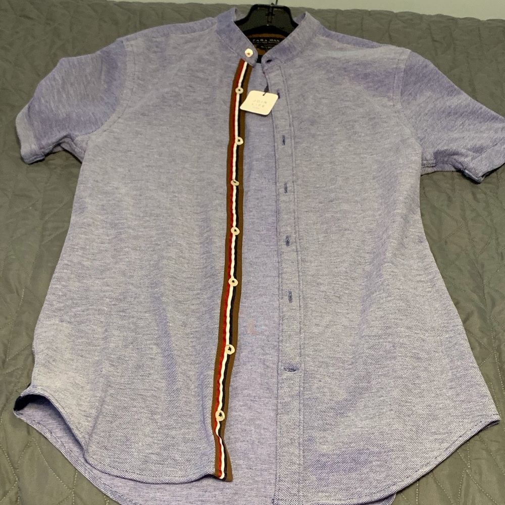 ZARA BUTTON DOWN SHIRT